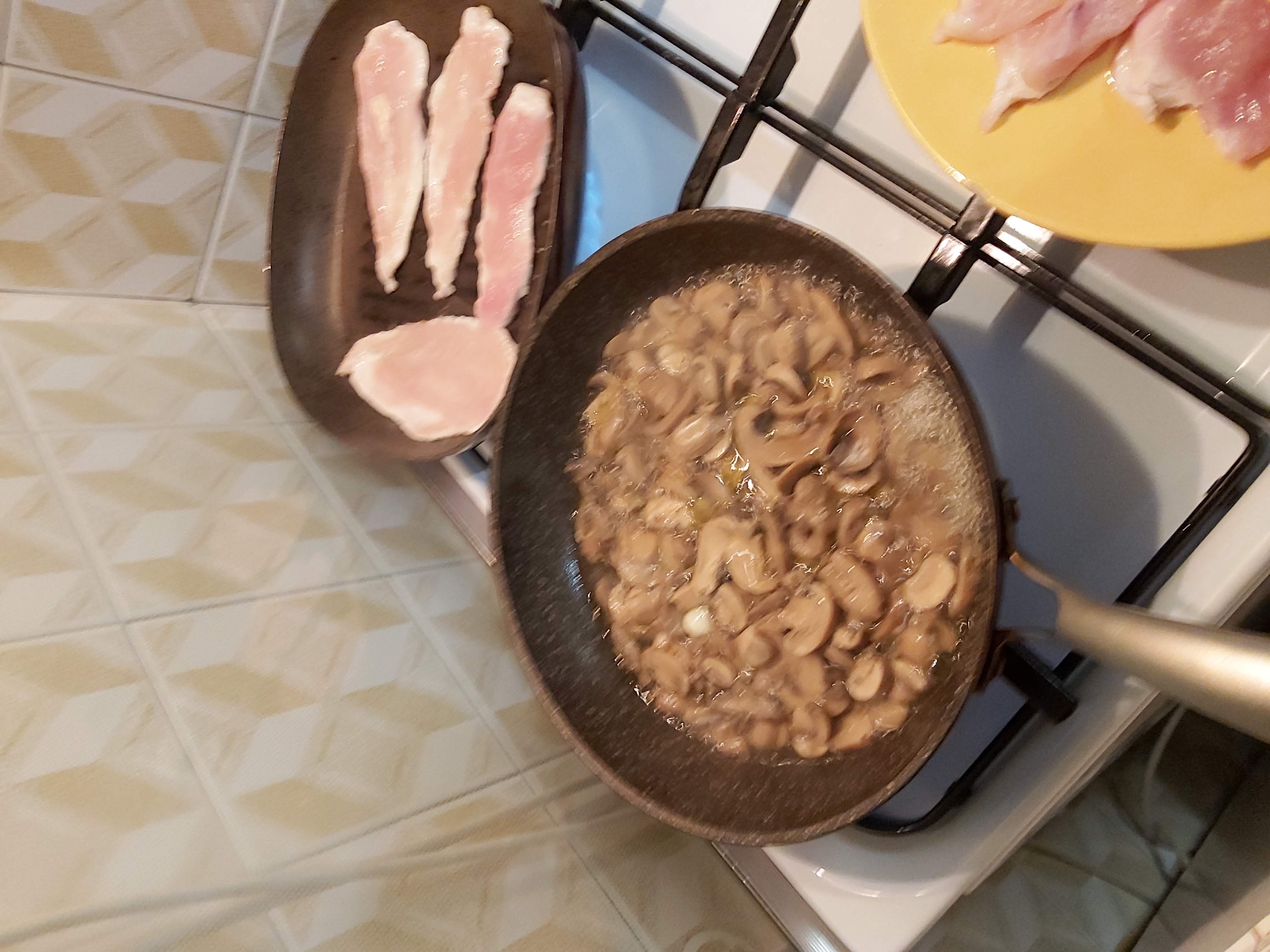 Pollo con Funghi Champignon